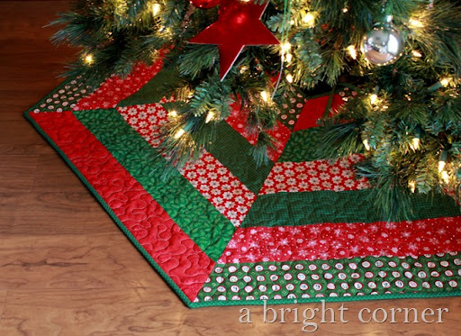 A Bright Corner: Quilted Christmas Tree Skirts