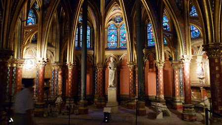 Obiective turistice Paris:  St. Chapelle