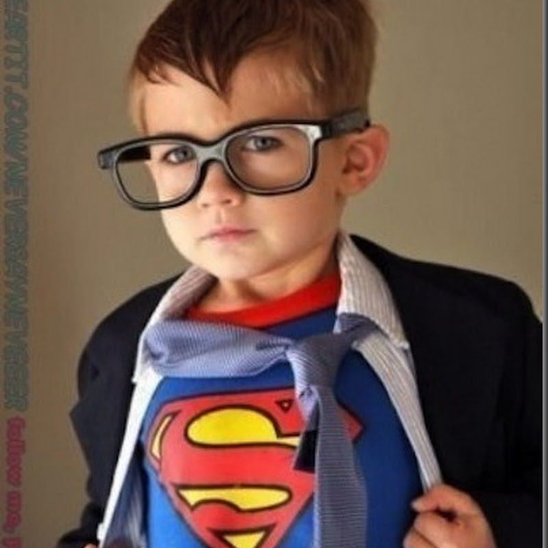 Disfraz de Superman cuando es Clark Kent