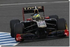 Bruno Senna al volante della Renault Lotus