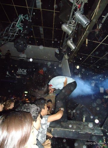 [By%2520Sole%252023%255B2%255D.jpg]