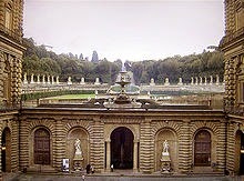 [220px-Boboli-gardens-from-palazzo%255B7%255D.jpg]