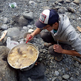 巨大肉がひしめき合う鍋