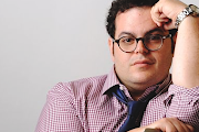 Josh Gad