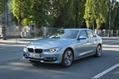 2013-BMW-AcitveHybrid-3-14