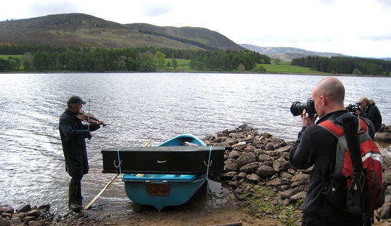 Coffin, Loch Mhor