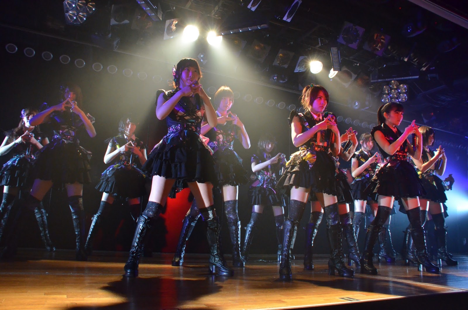 [19_1%255B2%255D.jpg]