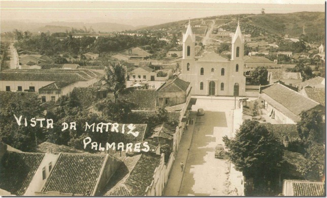 Vista frontal da Igreja Matriz de N. Sra da Conceição dos Montes
