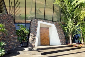 Fachada moderna de pidra vista Fachada moderna de pidra vista