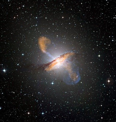emissões em rádio e raios X obtidas na Centaurus A