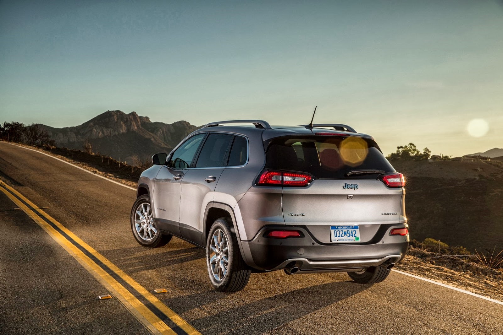 [Jeep-Cherokee-5%255B2%255D.jpg]