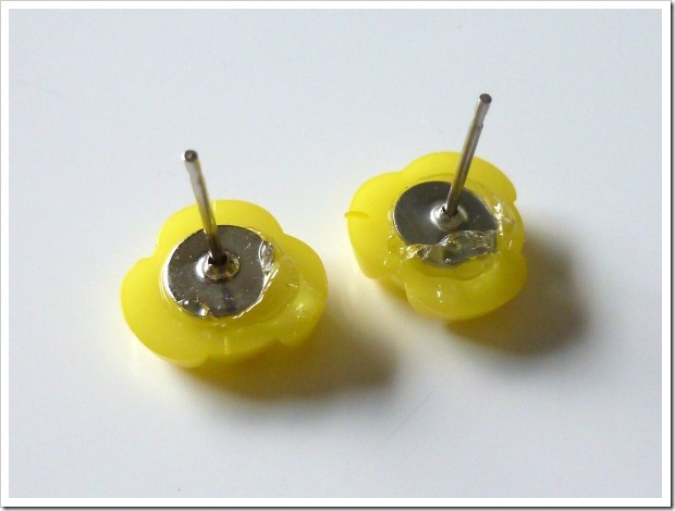 button earrings 5