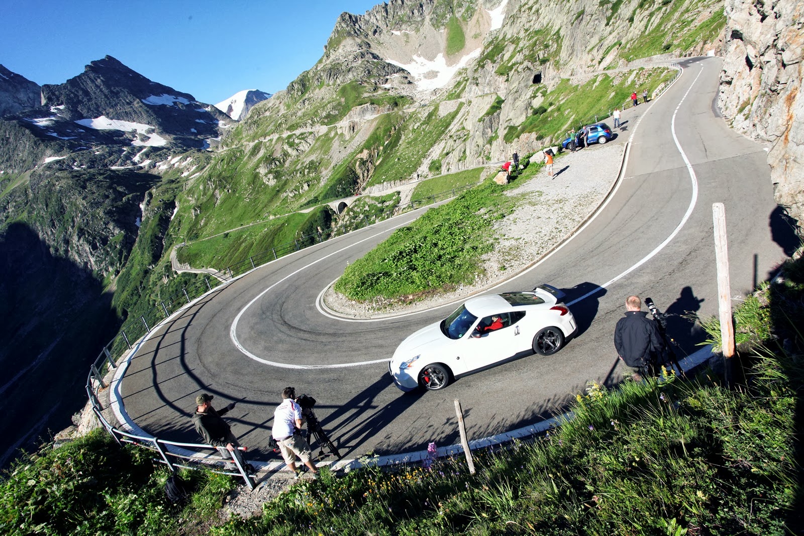 [Nismo-Vs-Wingsuit-5%255B3%255D.jpg]