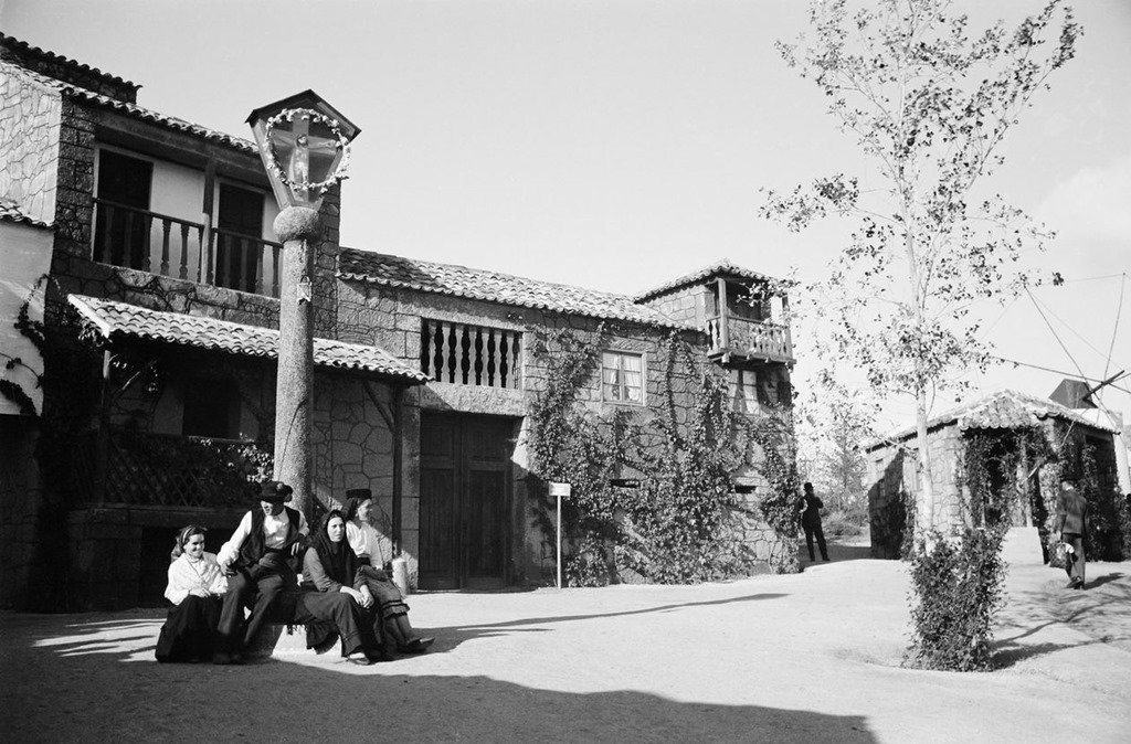 [Exposi%25C3%25A7%25C3%25A3o%2520do%2520Mundo%2520Portugues%25201940.60%255B8%255D.jpg]