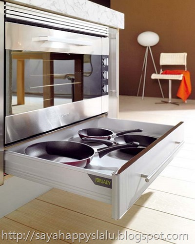 under-oven-kitchen-drawers-2