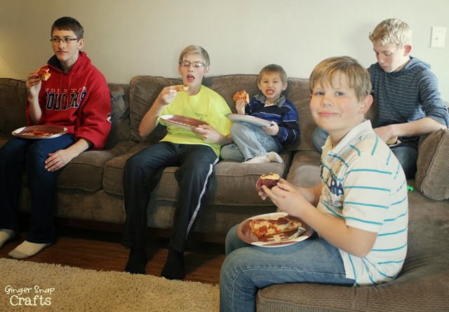 party for teens with pizza & football #gametimegoodies #shop