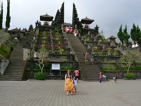 Templu mama Bali