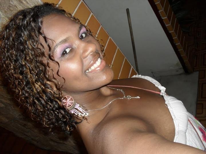 [bela%2520mulher%2520%25283%2529%255B2%255D.jpg]