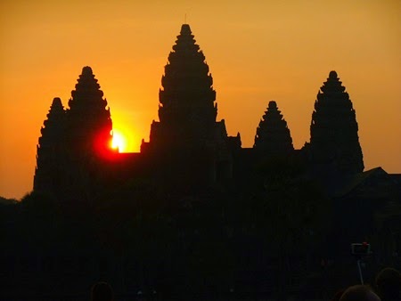 amanece en Angkor Wat