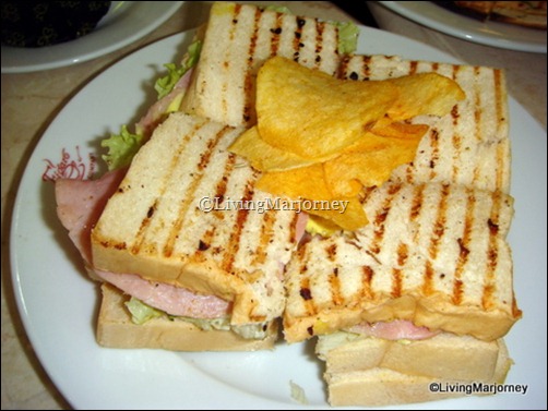 Figaro club sandwiches 