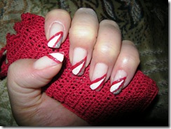 nail art modern red