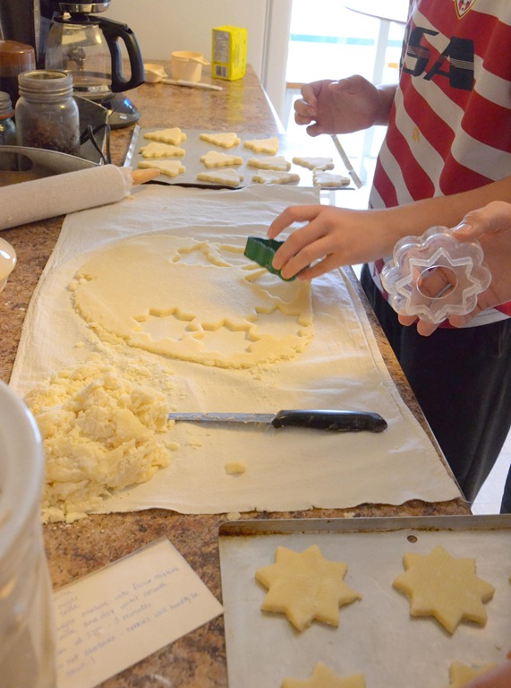 [boys-cutting-out-cookies-23.jpg]