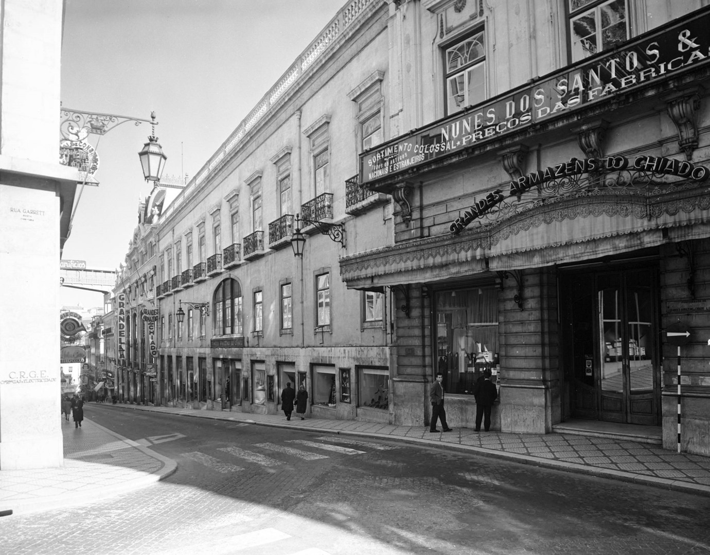 [Grandes-Armazens-do-Chiado.2.jpg]