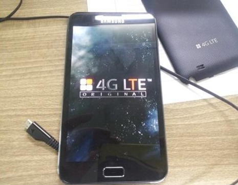 5.3åãã£ã¹ãã¬ã¤æè¼ãGalaxy Note LTEãã®å®æ©ç»åããªã¼ã¯ï¼ | ãªã³ã²ã«ãã«ã¼ã¡ã³