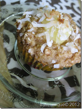 pineapple coconut muffins