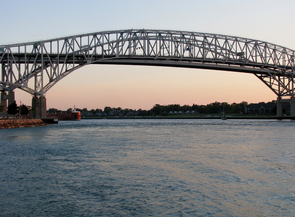 [3715%2520Ontario%2520Sarnia%2520-%2520Blue%2520Water%2520Bridge%2520over%2520St%2520Clair%2520River%2520at%2520sunset%2520-%2520Great%2520Lakes%2520Trader%2520barge%2520being%2520pushed%2520by%2520the%2520tug%2520Joyce%2520L.%2520VanEnkevort%255B3%255D.jpg]