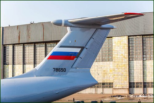 Фотографии тяжелого военно-транспортного самолета Ил-76МД-90А.