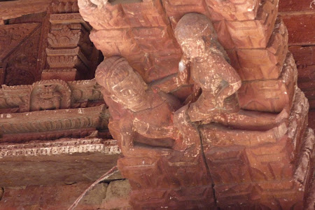 Sculpturi erotice Nepal