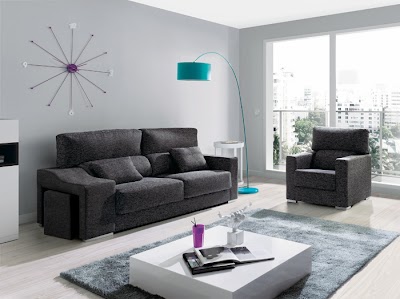 Sofá Theo de Kibuc, 3 plazas con dos pufs bajo los brazos. Un sofá de calidad a muy buen precio, 755€