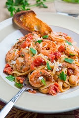 Shrimp Linguine in a Tomato and Feta Sauce 800 3083