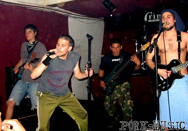 [2622653601_f58d7ffb53_z%255B3%255D.jpg]