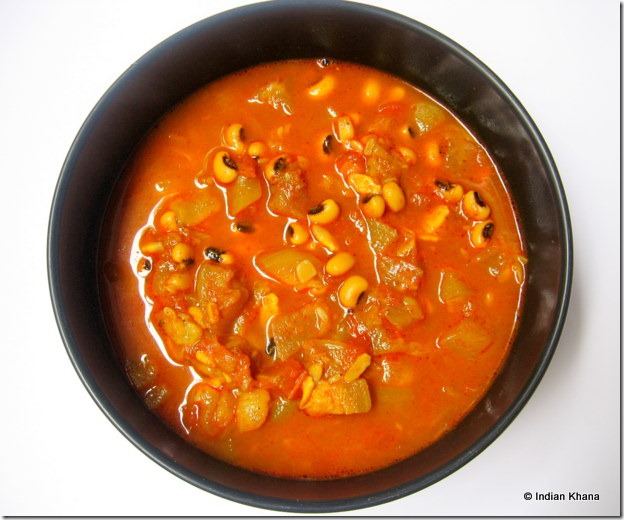 Bottlegourd and Lobia Curry Recipe