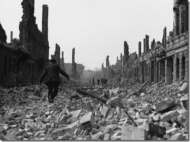 1945_Ruinenstrasse