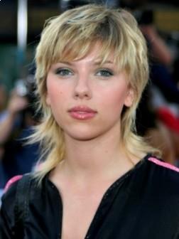 Scarlett Johansson shorts hag hairstyles