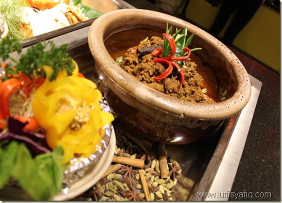 FOOD REVIEW : PROMOSI MASAKAN TRADISIONAL DI RED BOX RIA SEPANJANG BULAN PUASA