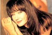 Lari White