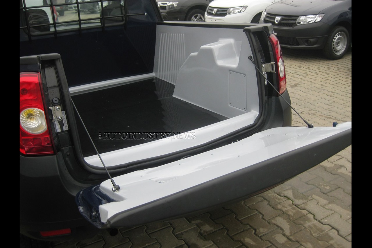 [Dacia-Duster-Pickup-prototype-7%255B3%255D.jpg]
