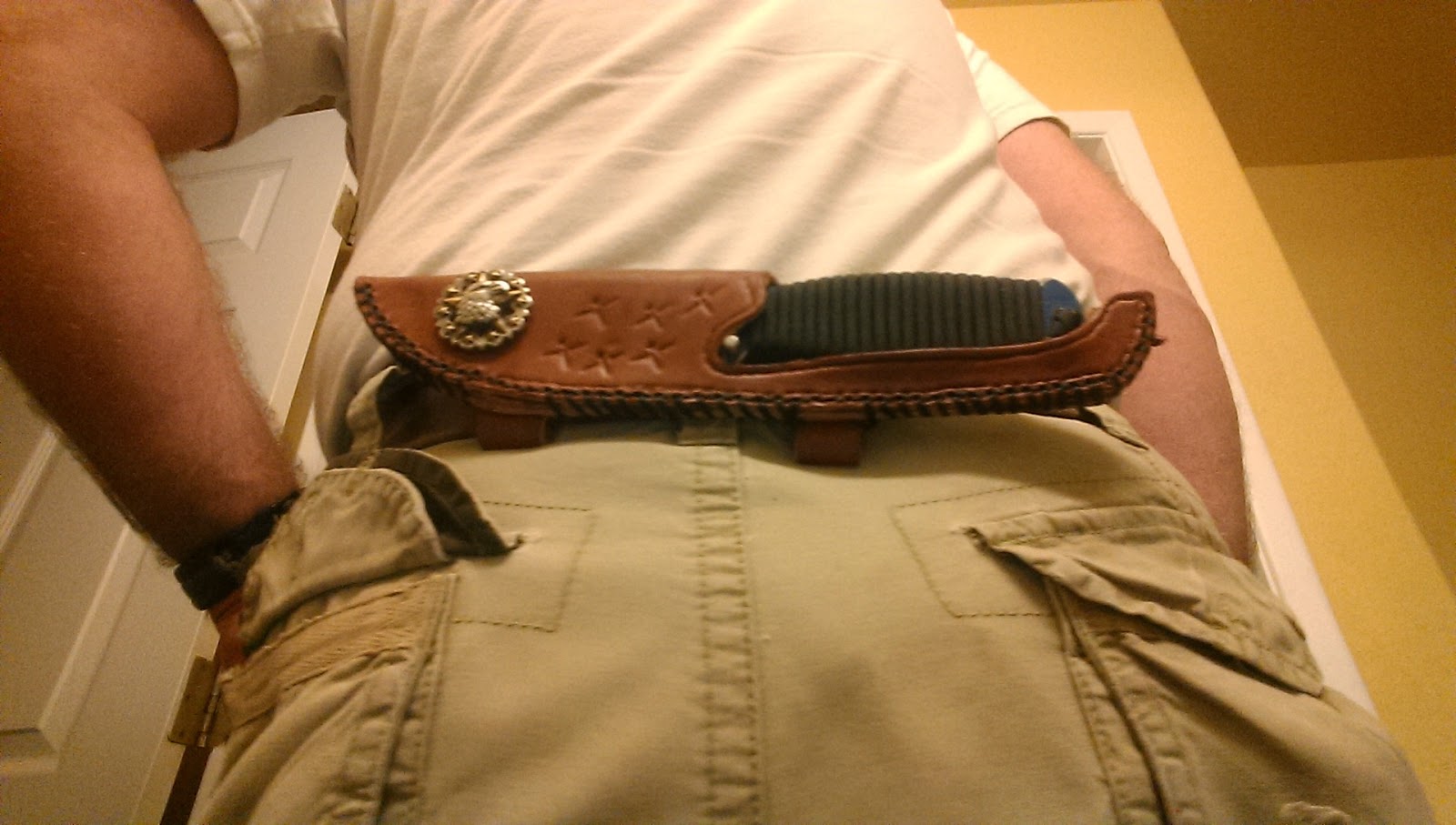 The coolest blog ever. Sideways carry knife sheath