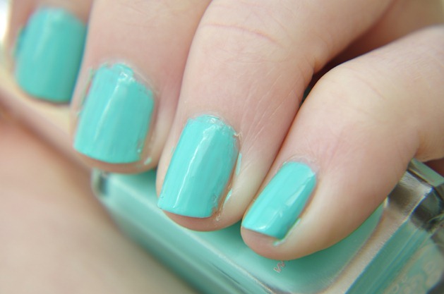 NOTD barry m greenberry gelly nail paint swatch