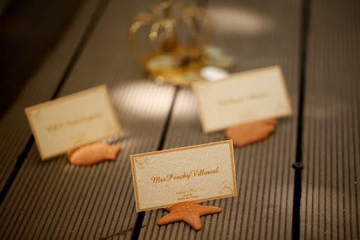 diy unique place card holders for weddings