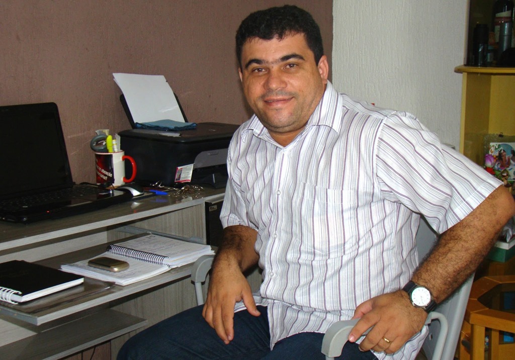[SANDRO%2520G%25C3%2593IS%2520DEFINIU%2520DATA%2520DA%2520PALESTRA%255B4%255D.jpg]