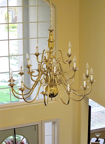 Brass Chandelier S Makeover, Can A Brass Chandelier Be Painted Together