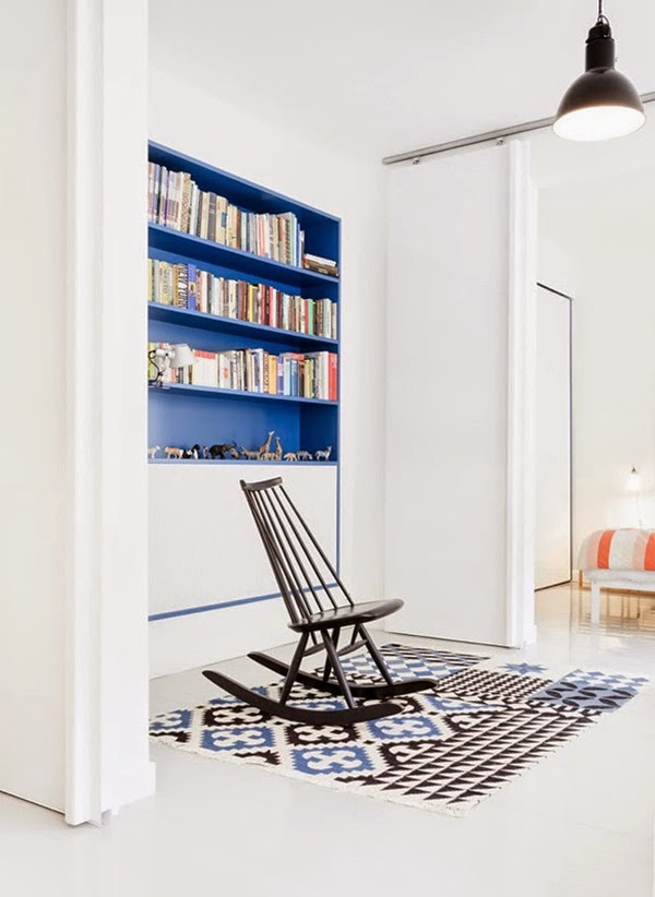 [df635f51855aa52f581bc2c824e552db1.jpg]