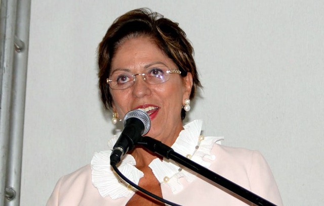 [Rosalba%2520Ciarlini%2520OK%255B3%255D.jpg]