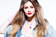 Jacquie Lee