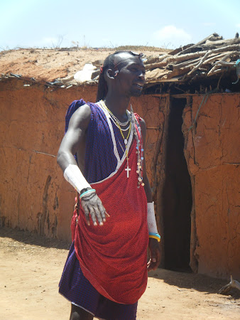 Imagini Kenya: Sat Masai